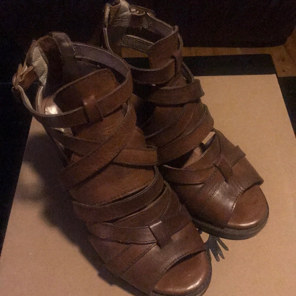 Freebird by Steven Sandals